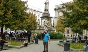 Estatua de Leonardo da Vinci