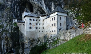 Castillo de Predjama