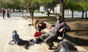 Descansando en Vouliagmeni antes de irnos